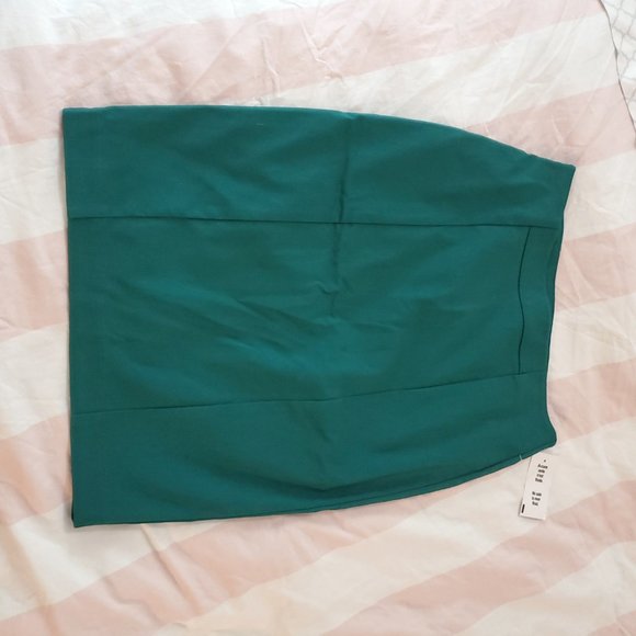 Ricki's Pull-On Pencil Skirt - Picture 3 of 3